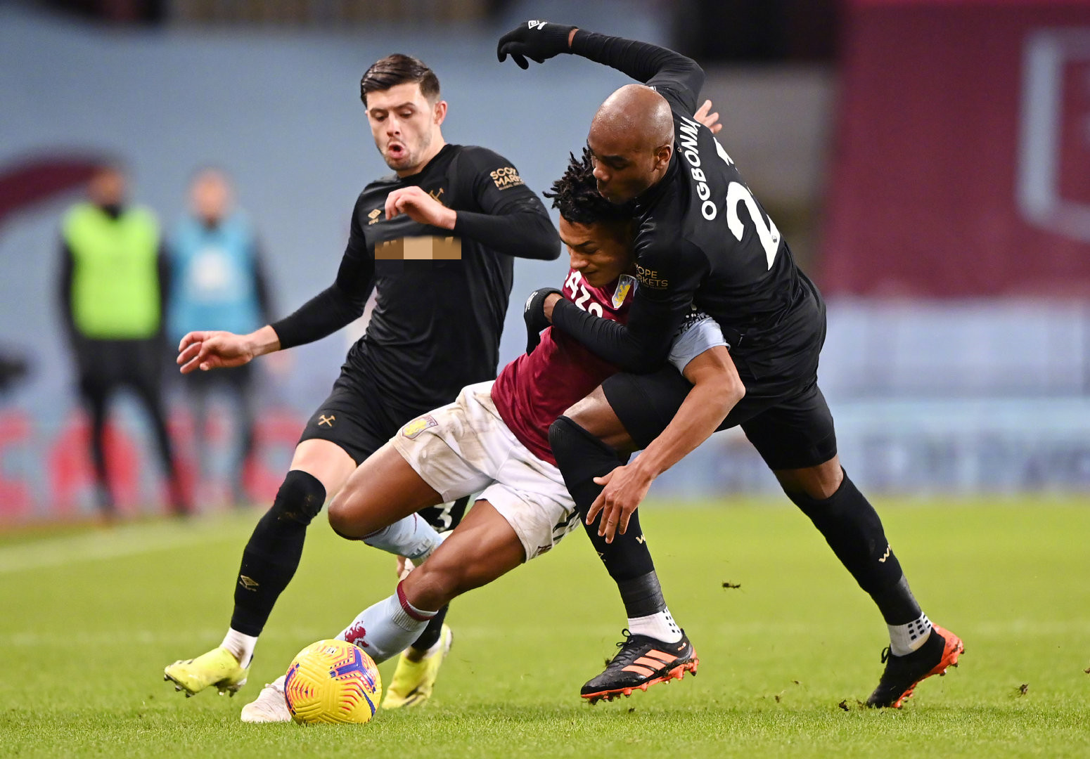 曼达斯以佩 曼达斯以佩